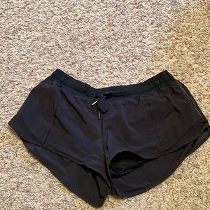 Lulu lemon hotty hot short black size 10 reg